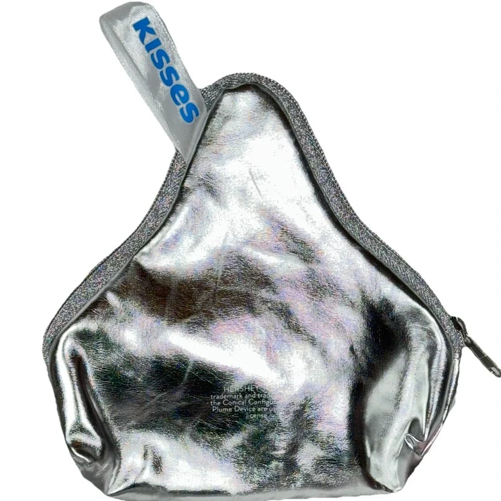Hershey's Kisses and Reese's Peanut Butter Cup Pouch Set of 2‎